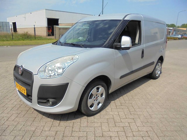 Fiat - doblò cargo - 1.3 m-jet sx - afbeelding 3 van  11
