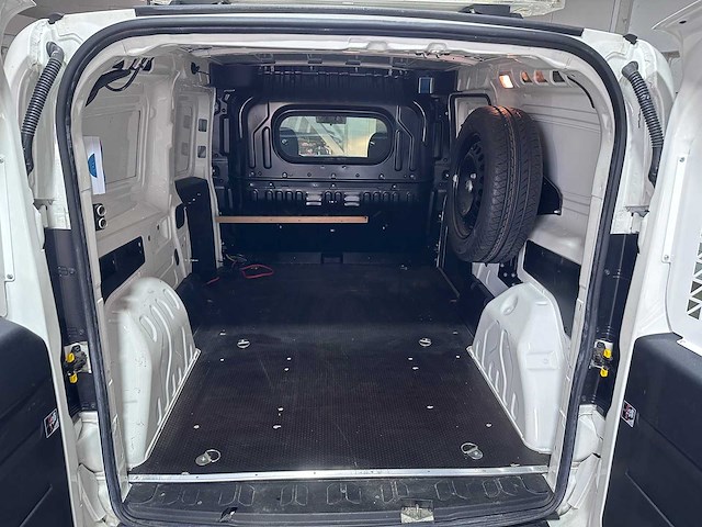 Fiat - doblò cargo - 1.4 t-jet cng l2h1sx - v-883-zz - afbeelding 7 van  17