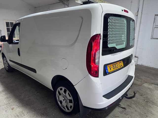 Fiat - doblò cargo - 1.4 t-jet cng l2h1sx - v-883-zz - afbeelding 11 van  17