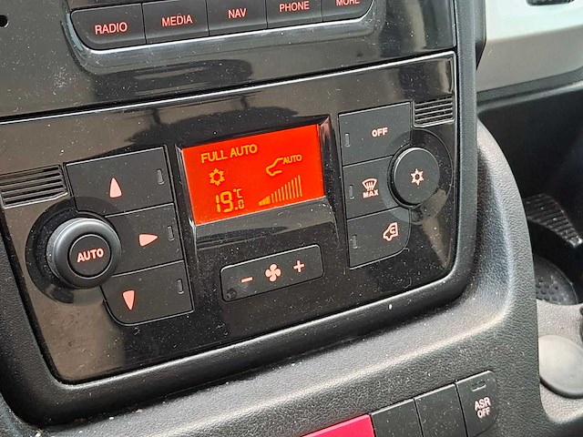 Fiat - ducato - 30 2.3 mj l2h1 - bedrijfswagen - afbeelding 8 van  31