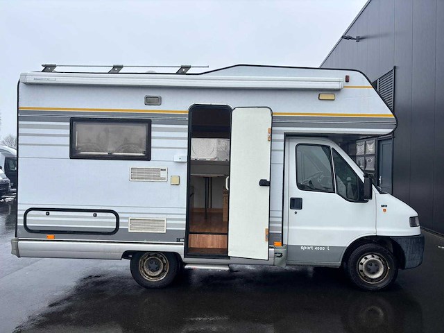Fiat - ducato 10 - kampeerwagen - camper - afbeelding 38 van  41