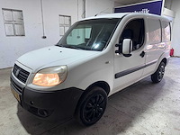 Fiat - fiat doblo cargo - 1.6 16v - 7-vsf-28 - afbeelding 1 van  17