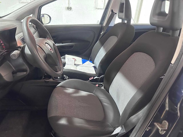 Fiat - grande punto - 1.2 actual - 19-ljr-3 - afbeelding 6 van  18