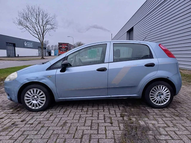 Fiat - grande punto - 1.2 dynamic, gs-389-r - afbeelding 15 van  17
