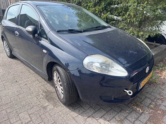Fiat - grande punto - 1.3 m-jet actual - 55-nst-7 - afbeelding 11 van  14