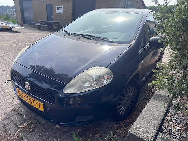 Fiat - grande punto - 1.3 m-jet actual - 55-nst-7 - afbeelding 1 van  14