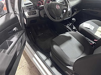 Fiat - grande punto - 1.3 m-jet actual - 93-pdr-8 - afbeelding 17 van  18