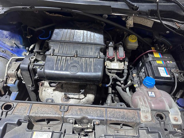 Fiat - grande punto - 1.4 active - gr-523-v - afbeelding 10 van  20