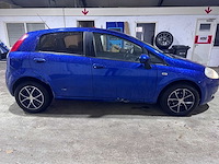 Fiat - grande punto - 1.4 active - gr-523-v - afbeelding 17 van  20