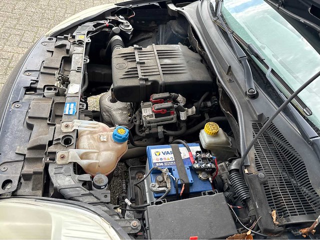 Fiat - grande punto - 1.4 active personenauto - 2009 - afbeelding 7 van  11