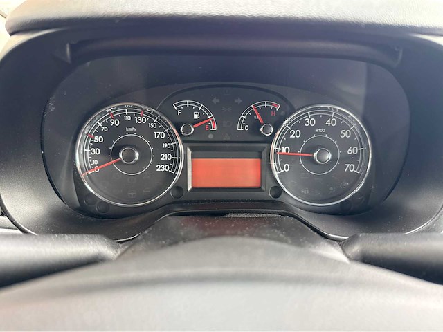 Fiat - grande punto - 1.4 active personenauto - 2009 - afbeelding 5 van  22