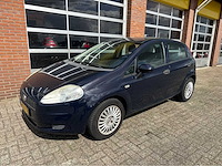 Fiat - grande punto - 1.4 active personenauto - 2009 - afbeelding 1 van  22