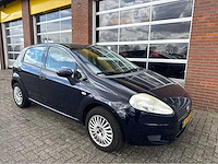 Fiat - grande punto - 1.4 active personenauto - 2009 - afbeelding 19 van  22