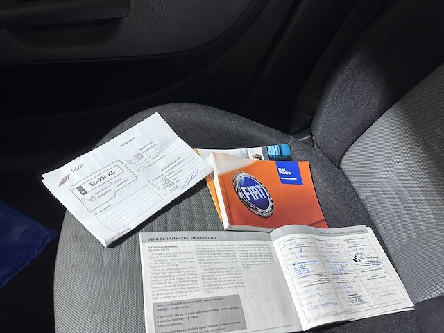 Fiat - grande punto - 1.4 dynamic - 56-xh-kd- 2007 - afbeelding 9 van  17