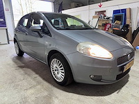 Fiat - grande punto - 1.4 dynamic - 56-xh-kd- 2007 - afbeelding 9 van  13