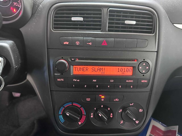 Fiat - grande punto - 1.4 dynamic - 56-xh-kd- 2007 - afbeelding 13 van  13