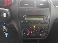 Fiat - grande punto - 1.4 dynamic 62.445km - 19-xb-sh- 2007 - afbeelding 11 van  16