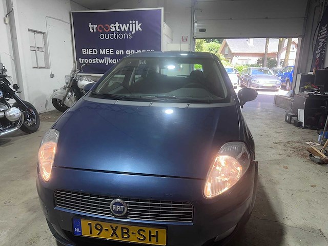 Fiat - grande punto - 1.4 dynamic 62.445km - 19-xb-sh- 2007 - afbeelding 15 van  16