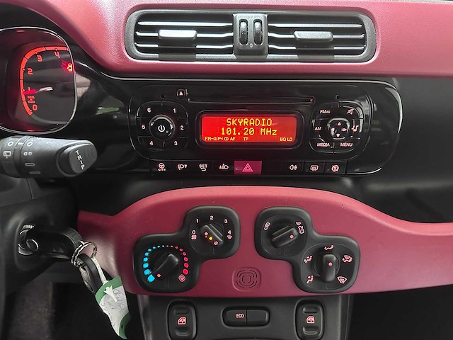 Fiat - panda - 0.9 twinair lounge - 77-xzd-2- 2012 - afbeelding 1 van  9