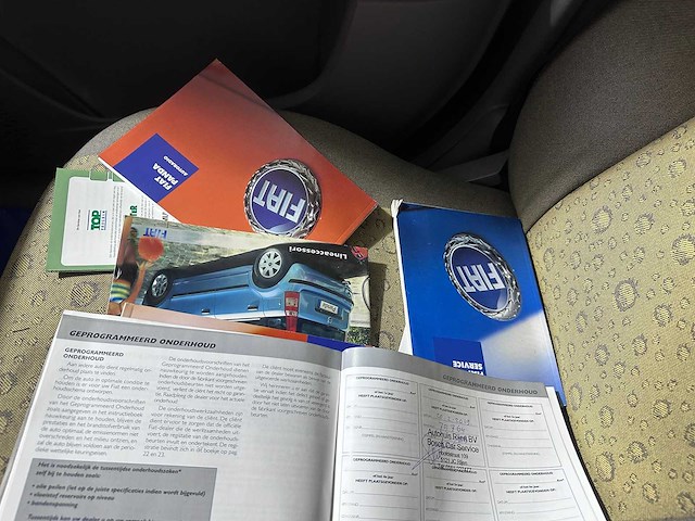 Fiat - panda - 1.1 young - 20-sz-gd- 2006 - afbeelding 9 van  17