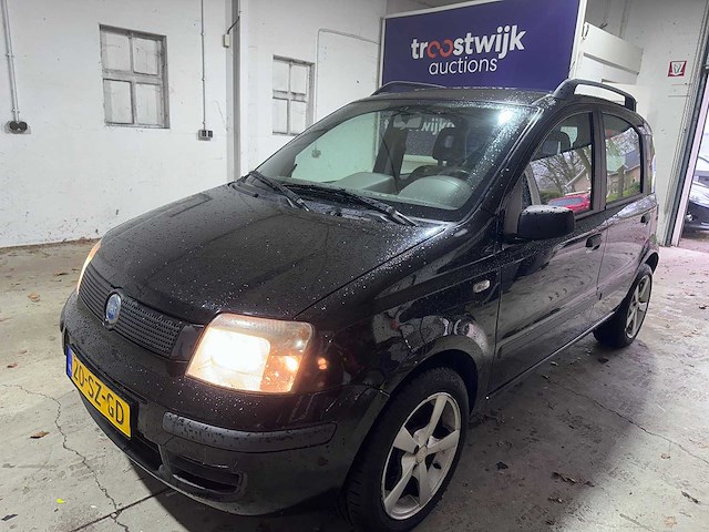 Fiat - panda - 1.1 young - 20-sz-gd- 2006 - afbeelding 1 van  17