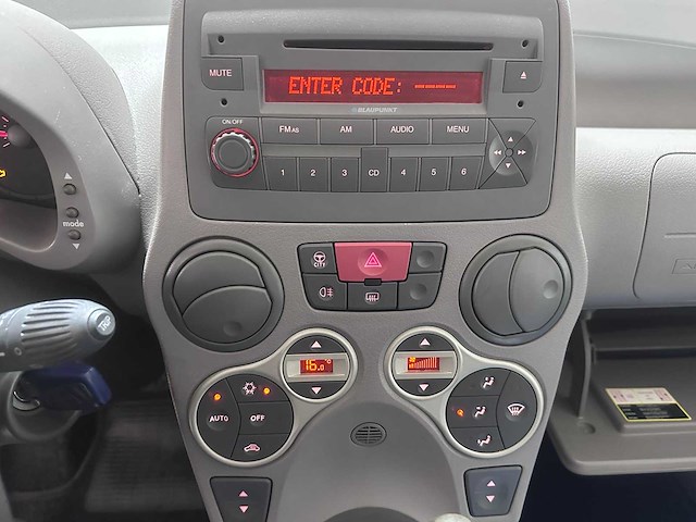 Fiat - panda - 1.2 emotion automaat- 06-tl-gl- 2006 - afbeelding 3 van  17
