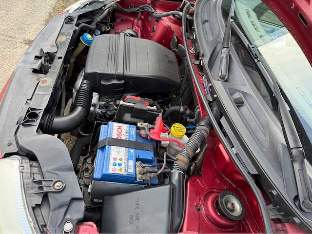 Fiat - panda - 4x4 - personenauto - 2005 - afbeelding 9 van  22