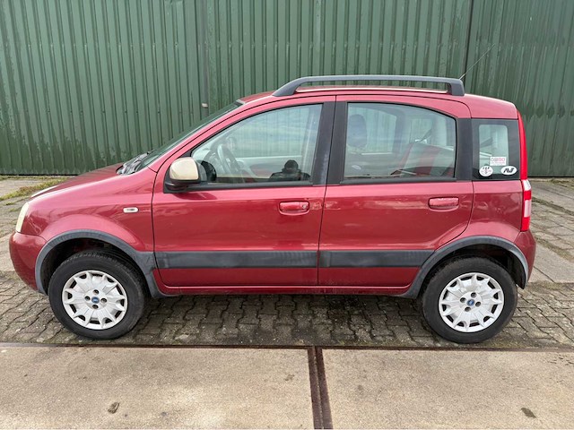 Fiat - panda - 4x4 - personenauto - 2005 - afbeelding 16 van  22
