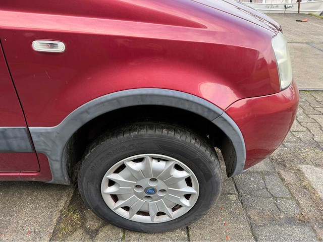Fiat - panda - 4x4 - personenauto - 2005 - afbeelding 13 van  22