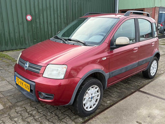 Fiat - panda - 4x4 - personenauto - 2005 - afbeelding 10 van  22
