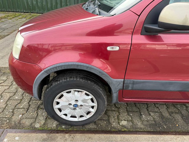 Fiat - panda - 4x4 - personenauto - 2005 - afbeelding 17 van  25