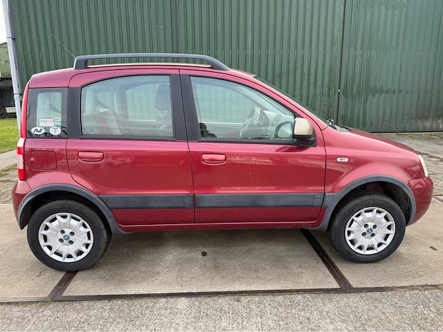Fiat - panda - 4x4 - personenauto - 2005 - afbeelding 21 van  25