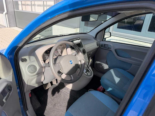Fiat - panda 1.2 edizione cool - personenauto - 2006 - afbeelding 7 van  26