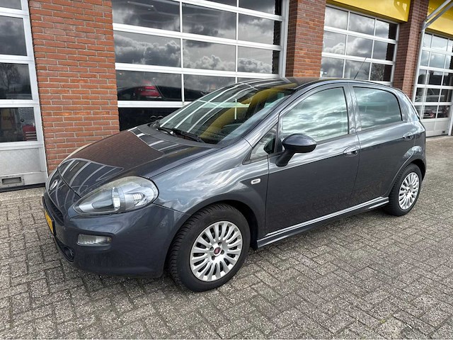 Fiat - punto - evo 1.3 m-jet lounge - personenauto -2015 - afbeelding 1 van  13