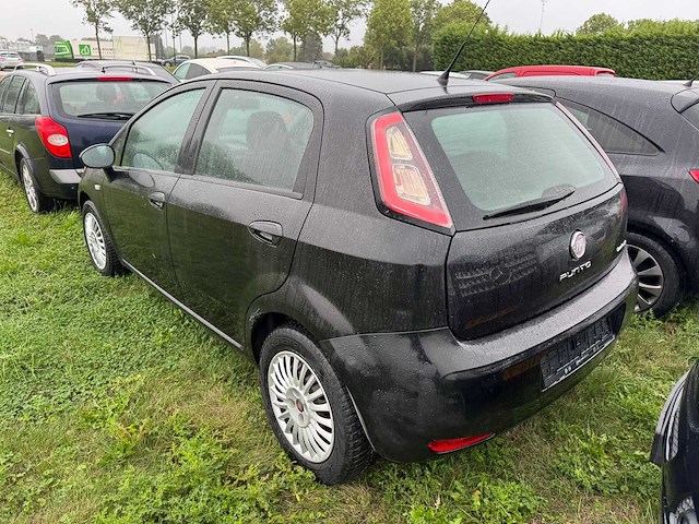Fiat - punto evo - 0.9 twinair lounge - 22-xvt- 2012v iaw - afbeelding 2 van  5