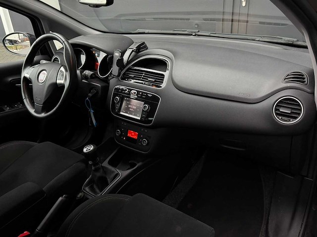 Fiat - punto evo - 0.9 twinair lounge - car - 2017|nv-953-b|iaw - afbeelding 15 van  21