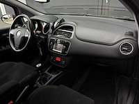 Fiat - punto evo - 0.9 twinair lounge - car - 2017|nv-953-b|iaw - afbeelding 15 van  21