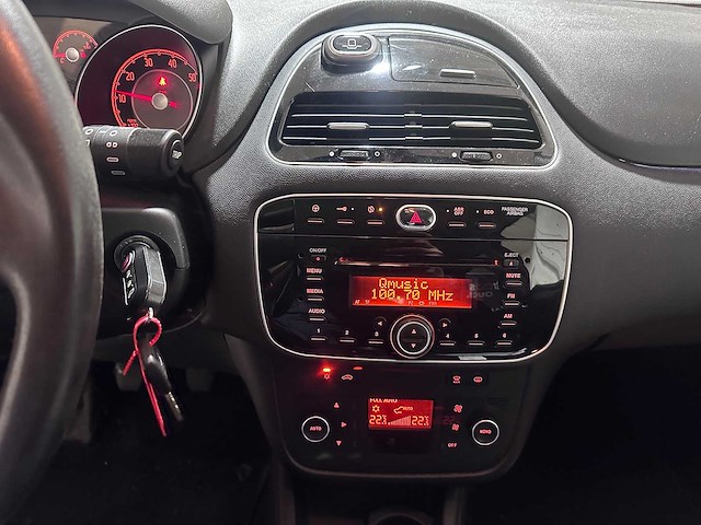Fiat - punto evo - 0.9 twinair lounge - gf-791-n - afbeelding 4 van  19