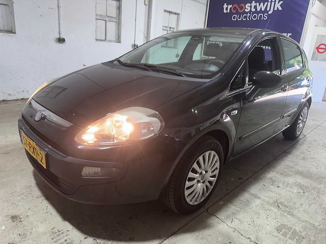 Fiat - punto evo - 1.3 m-jet dynamic - 57-rxp-2- 2011 - afbeelding 1 van  16