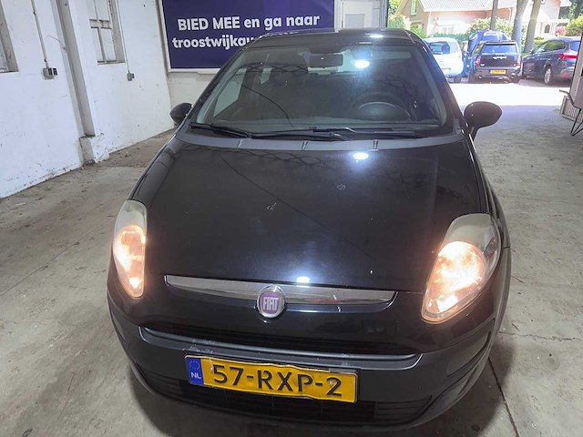 Fiat - punto evo - 1.3 m-jet dynamic - 57-rxp-2- 2011 - afbeelding 13 van  16