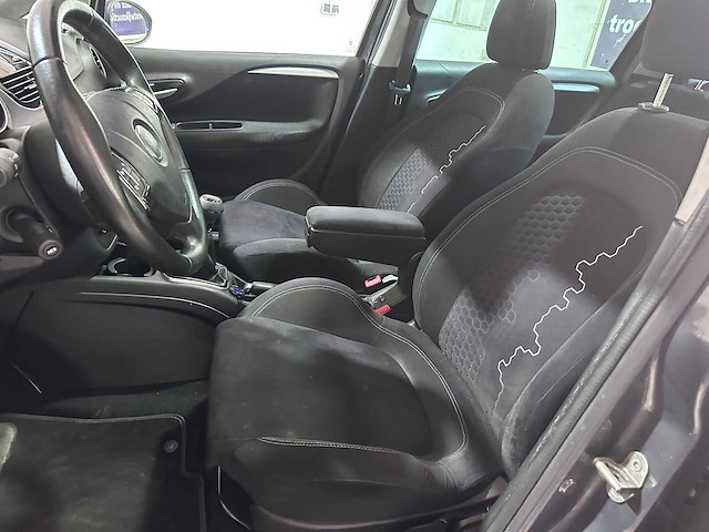 Fiat - punto evo - 1.3 m-jet lounge - 20-thj-5- 2012 - afbeelding 3 van  16