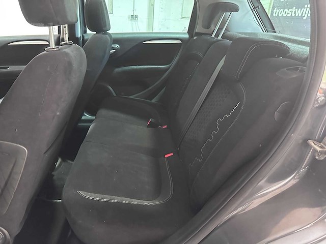 Fiat - punto evo - 1.3 m-jet lounge - 20-thj-5- 2012 - afbeelding 4 van  16