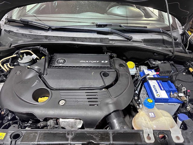 Fiat - punto evo - 1.3 m-jet lounge - 20-thj-5- 2012 - afbeelding 8 van  16