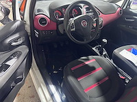 Fiat - punto evo - 1.3 m-jet racing - 07-shn-4 - afbeelding 19 van  19