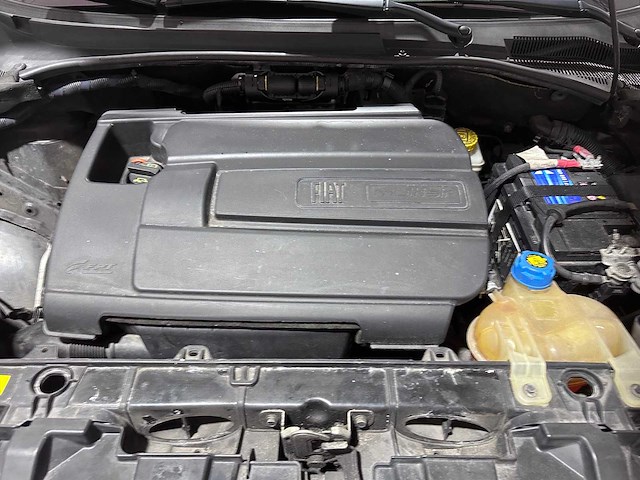 Fiat - punto evo - 1.4-16v m-air emot. - 55-ljb-2- 2010 - afbeelding 5 van  8