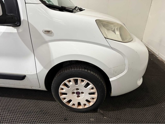 Fiat - qubo - cng - personenauto - 2012 - afbeelding 14 van  25
