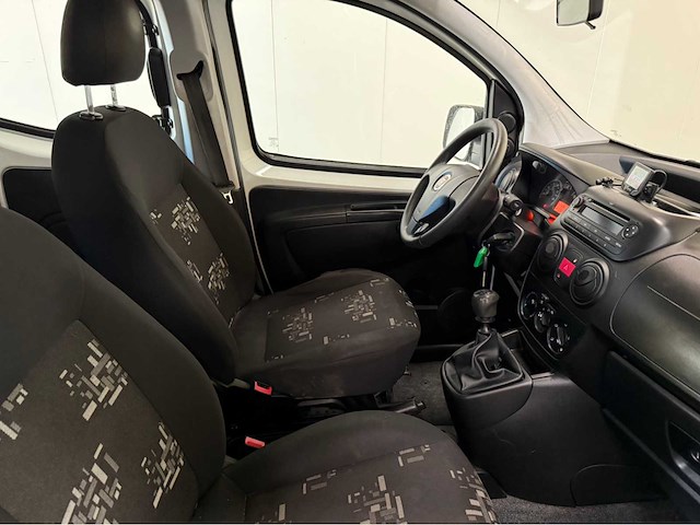 Fiat - qubo - cng - personenauto - 2012 - afbeelding 6 van  29