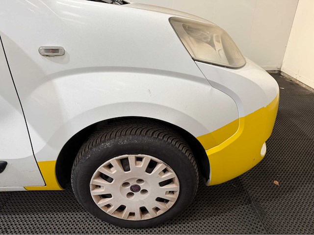 Fiat - qubo - cng - personenauto - 2012 - afbeelding 16 van  29