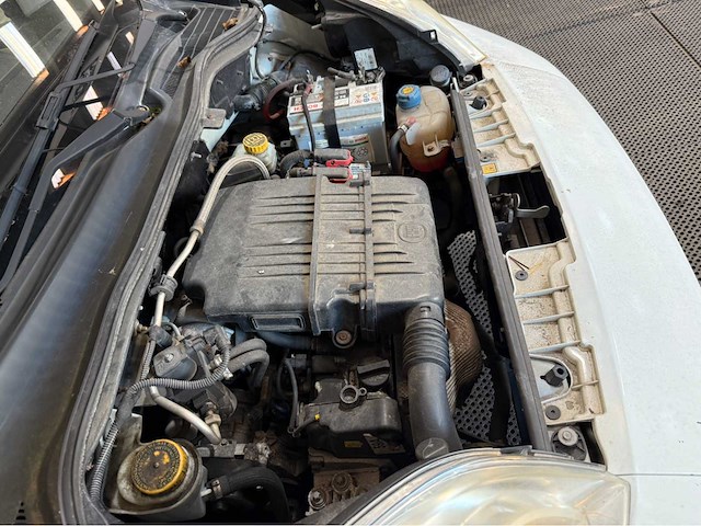 Fiat - qubo - cng - personenauto - 2012 - afbeelding 20 van  29