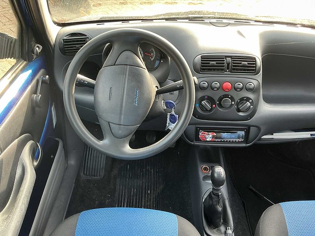 Fiat - seicento - 1.1 s - 34-lv-gr - afbeelding 3 van  23